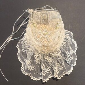 Elegant hand made  vintage wedding White Lace Handbag
